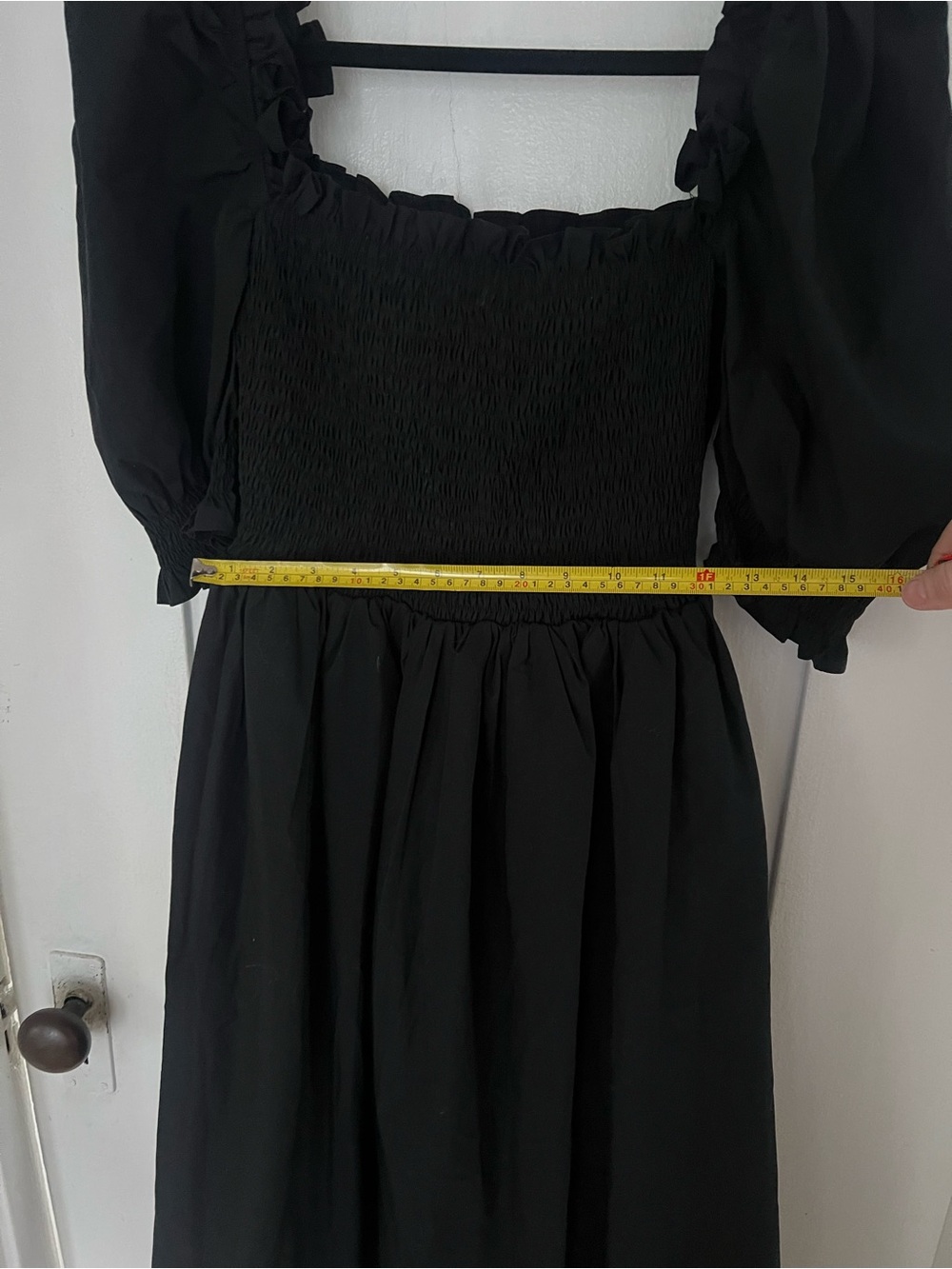 house of cb Black Silvana smocked puff sleeve dress. Puff Size MEDIUM. - Picture 4 of 6